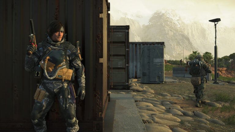 Death-Stranding-on-the-beach-pc